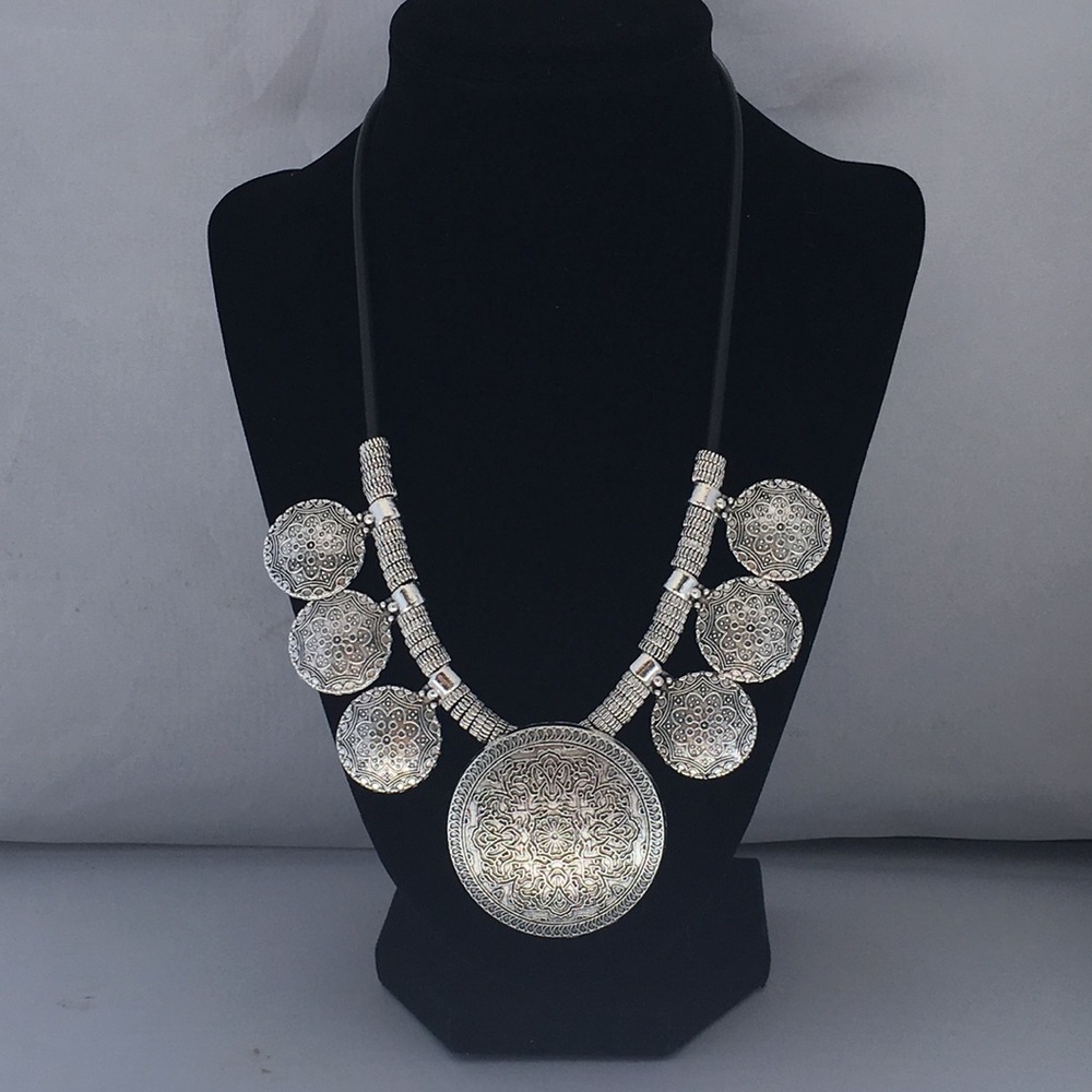 New! Tibetan Coin Statement Necklace - Picture 2 of 7